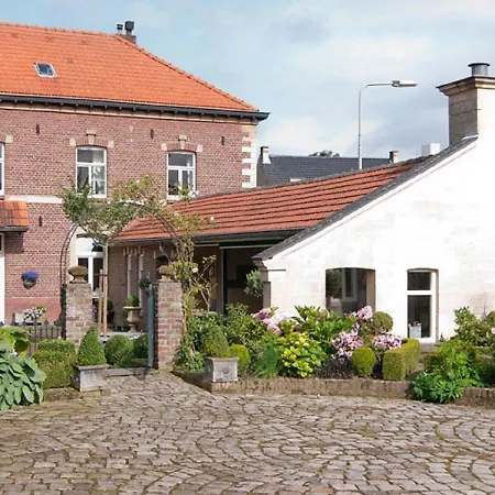 Ferrum Ferrum Bed & Breakfast Valkenburg aan de Geul