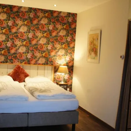 Ferrum Ferrum 4*